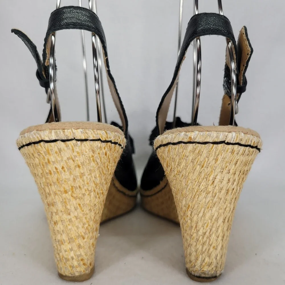 BOC Born Black Leather Peep Toe Wedge Sandals Womens‎ Sz 9 Strappy Flower
